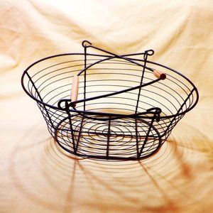 Absolutely IDEAL ~~~ Metal Wire BASKET with HANDLES (2)~~~